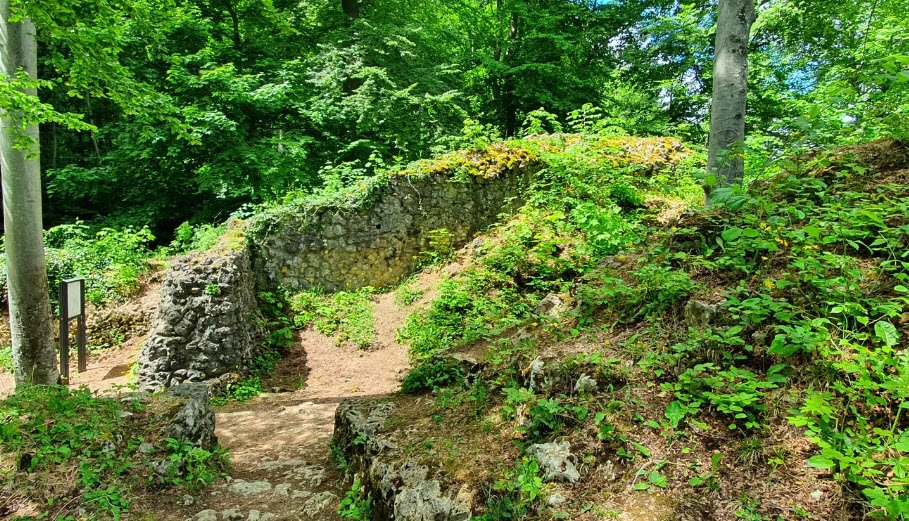 Ehemaliger Burgstall Genkingen, Germany